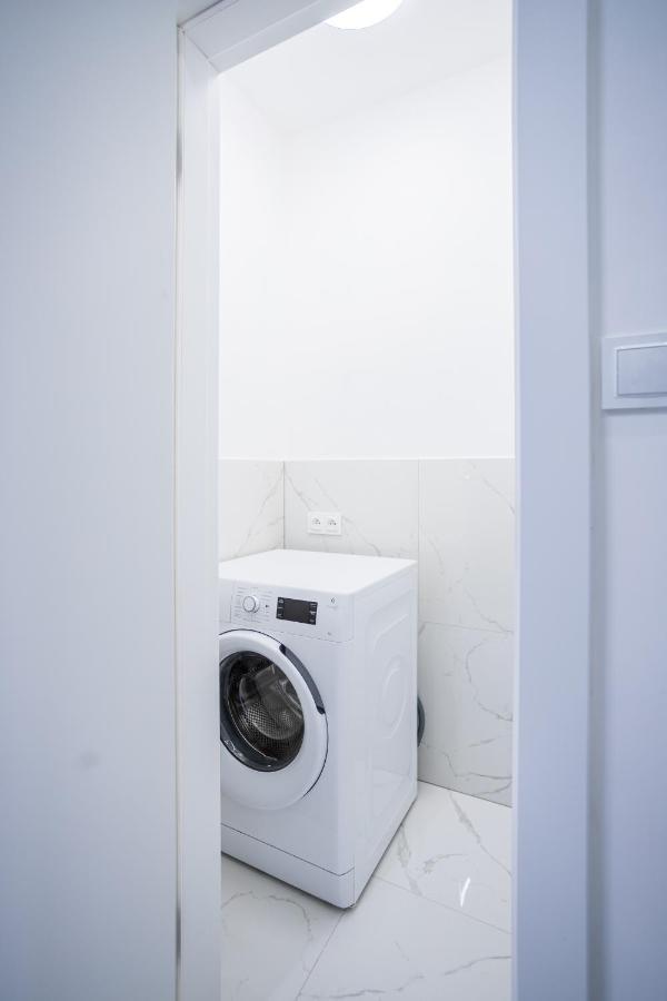 Flatbook - City Center Apartments Zabi Kruk Gdansk Bagian luar foto